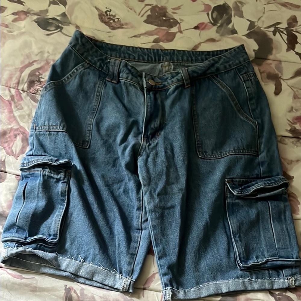 SHEIN Blue Cargo Shorts with Elastic Waistband